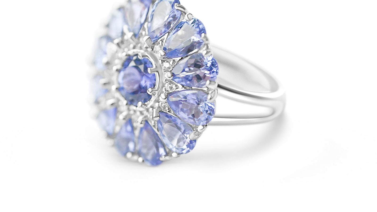 Bohemian Tanzanite Ring: 6mm Gem (PJC4661R) - Bluestargemstones - -